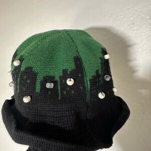 Offwhite knitted bucket hat ‘palaces’